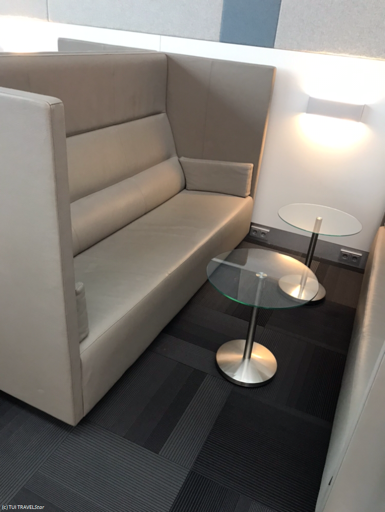 HEX Lounge Inspector – Airport Lounge Hamburg